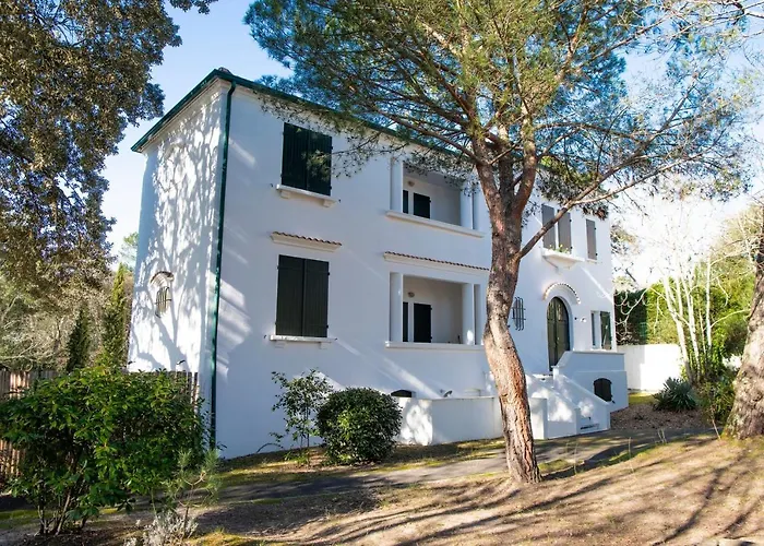 Apartment Le Petit Bois - A 300m De La Pereire